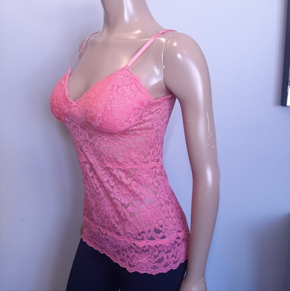 ❣️Marciano Pink Lace Cami Top❣️ - Picture 3 of 10